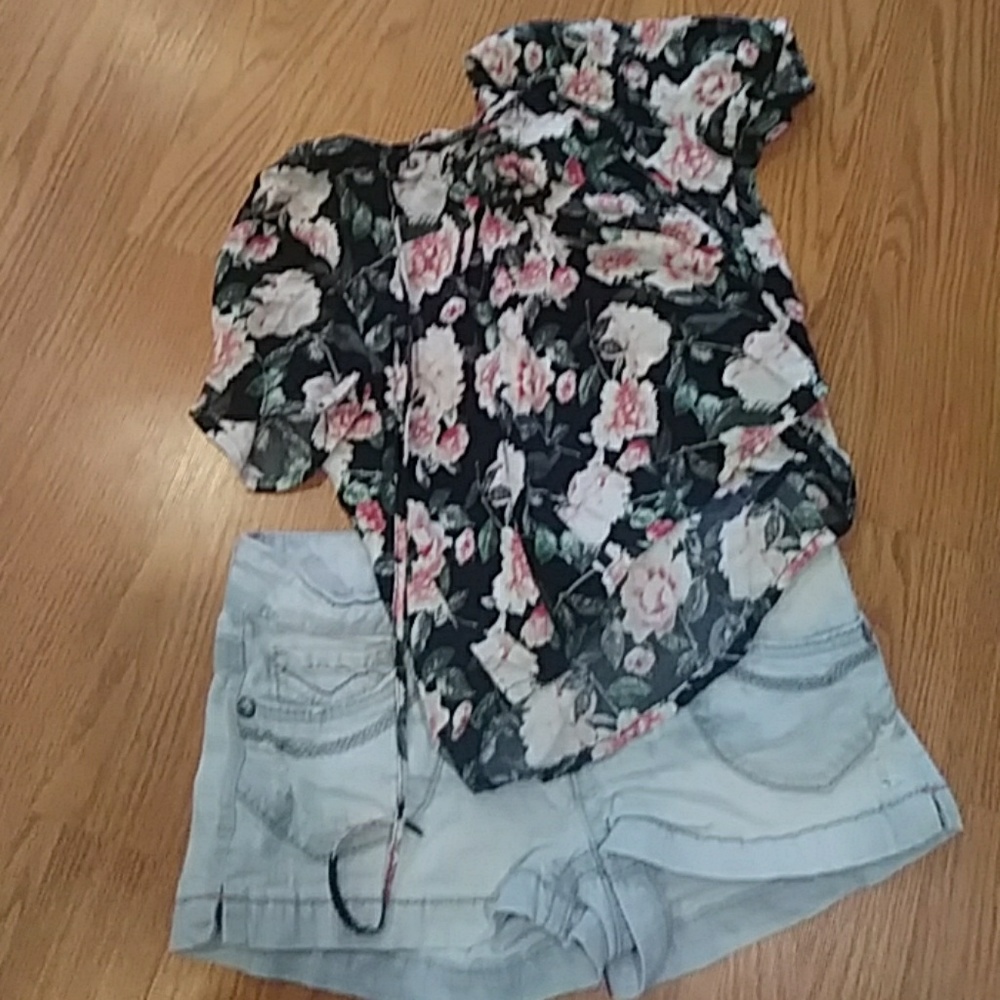 Forever 21 crop top with cross at the top